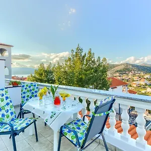  Apartment Vittorio